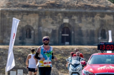 ÇARO üyesi Burak Yetimoğlu Gelibolu Maratonunu Derece ile Tamamladı