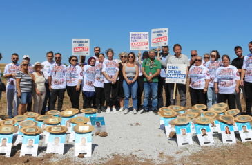 Rehberler İçin Adalet Platformu, İsias Otel’de Kaybettiğimiz Canlarımızı, Turist Rehberi Meslektaşlarımızı Anmak İçin ÇARO Tarafından Oluşturulan Sonsuzluk Ormanı'nda Bir Araya Geldi